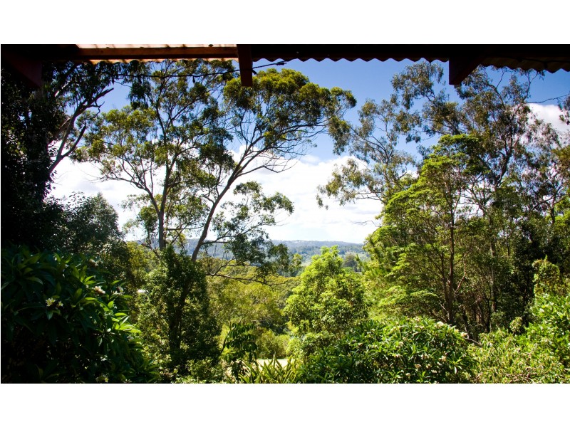 68 Panorama Drive, Nambour QLD 4560