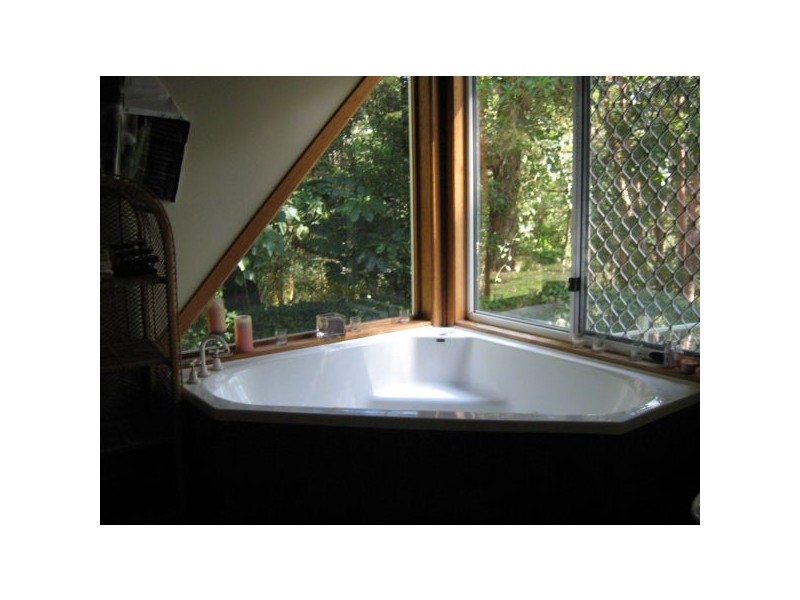 10 Dress Circle Court, Buderim QLD 4556