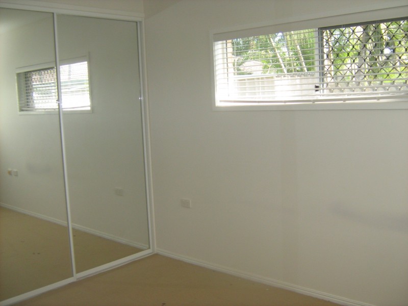 Unit 2, 17 Sweetbrush Place, Mountain Creek QLD 4557