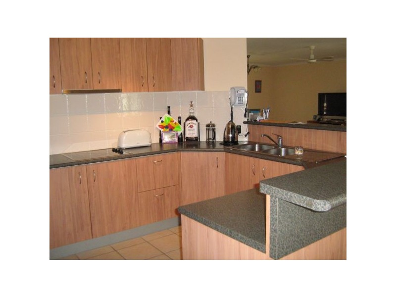 10 Oakdale Drive, Sippy Downs QLD 4556