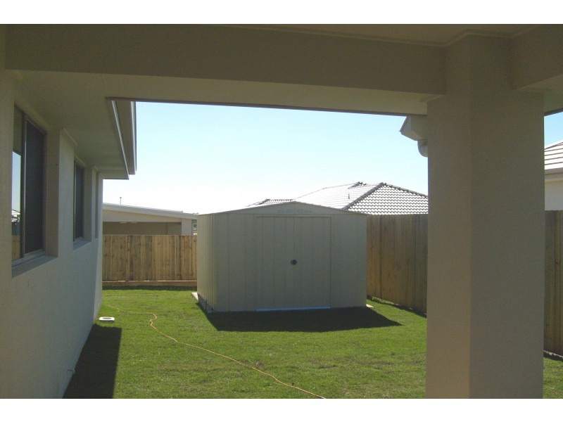 11 Pumicestone Way, Mountain Creek QLD 4557