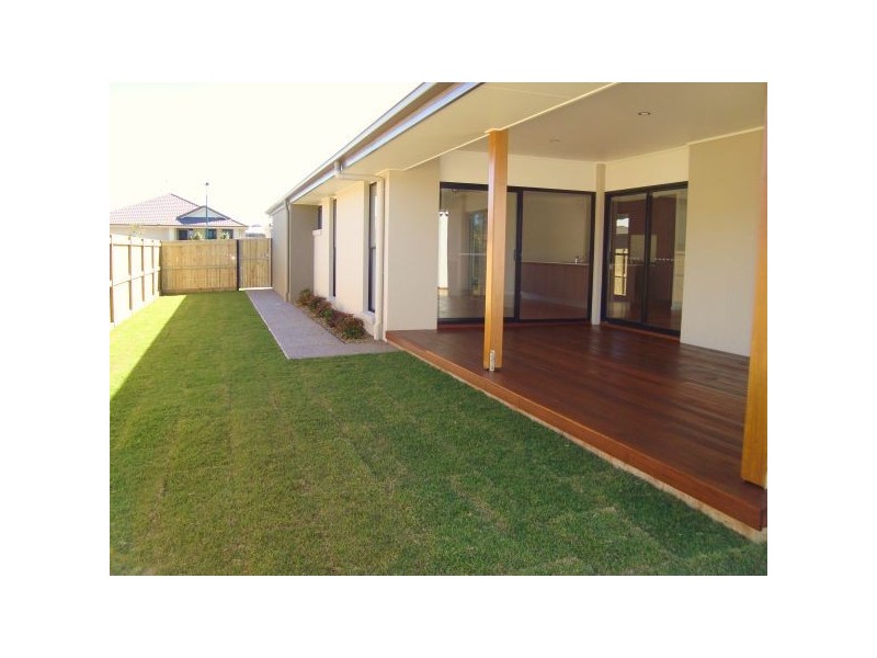 16 CHESTWOOD, Sippy Downs QLD 4556