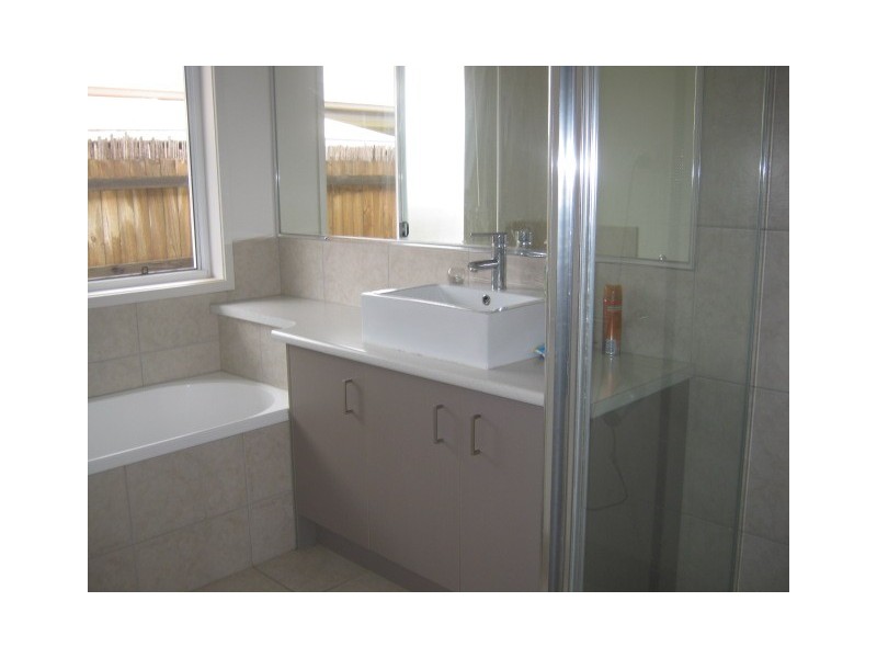 13 Ellington Street, Sippy Downs QLD 4556