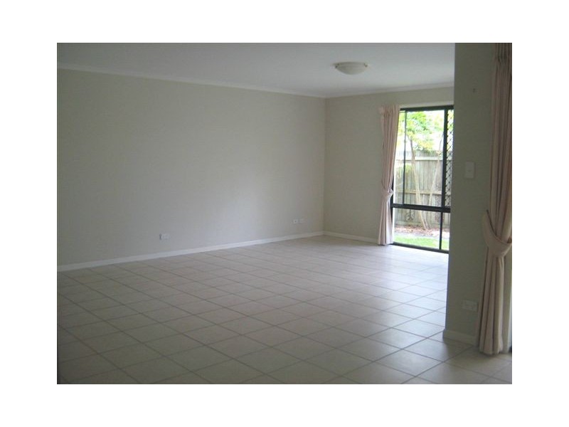 4 Windermere Way, Sippy Downs QLD 4556