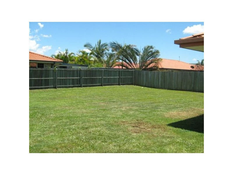 34 Bernheid Crescent, Sippy Downs QLD 4556