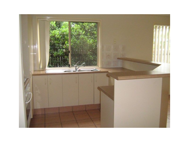 6 Oxford Close, Sippy Downs QLD 4556