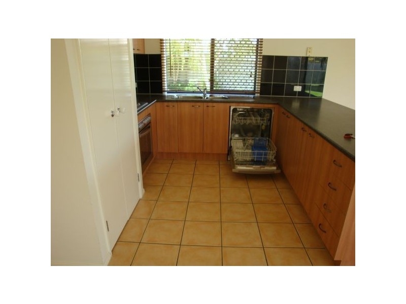 10 Burke Close, Sippy Downs QLD 4556