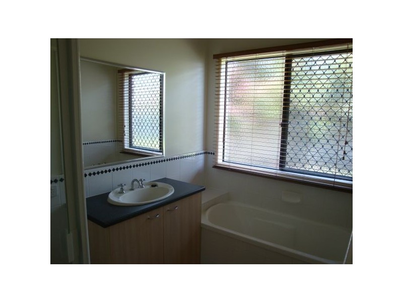 10 Burke Close, Sippy Downs QLD 4556