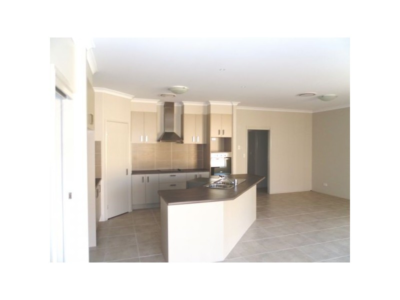 91 Creekside Drive, Sippy Downs QLD 4556