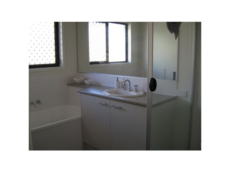 2 Basie Street, Sippy Downs QLD 4556