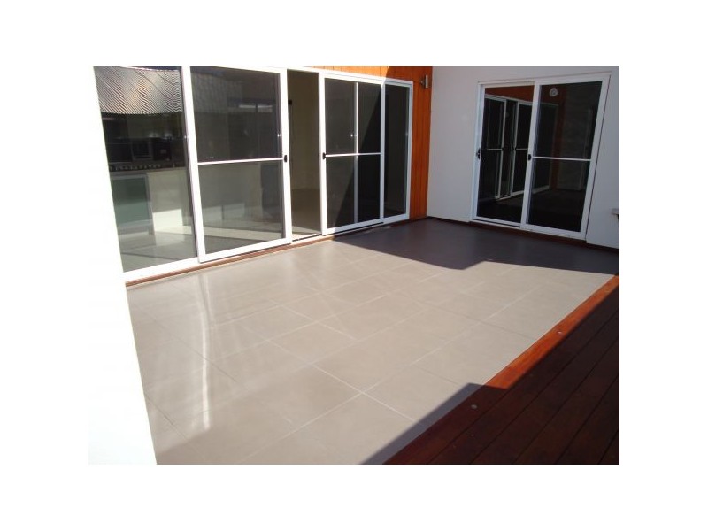 25 Kurrimine Crescent, Mountain Creek QLD 4557