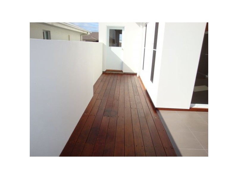 25 Kurrimine Crescent, Mountain Creek QLD 4557