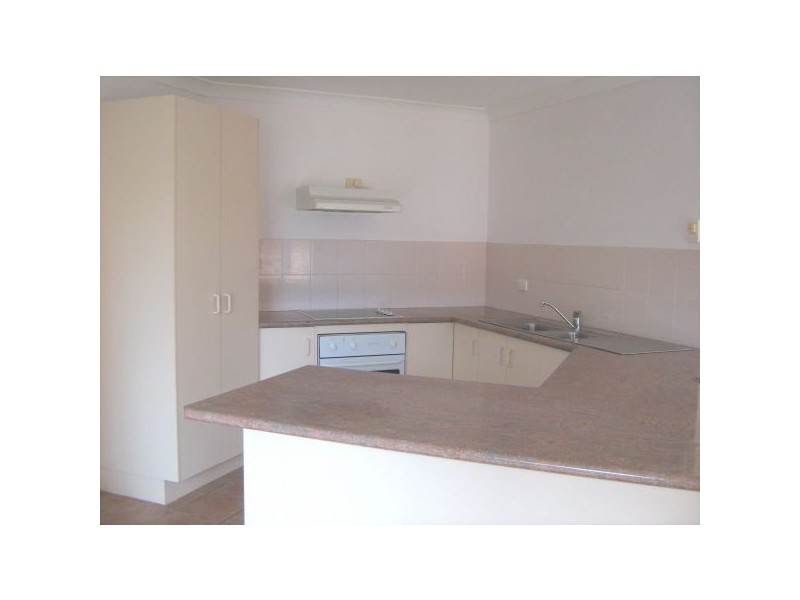 27 Beaverbrook Circuit, Sippy Downs QLD 4556