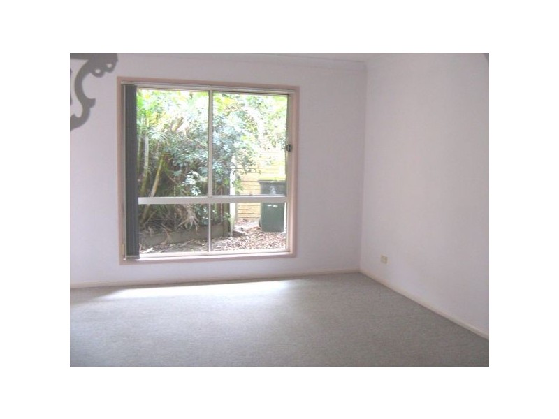 27 Beaverbrook Circuit, Sippy Downs QLD 4556