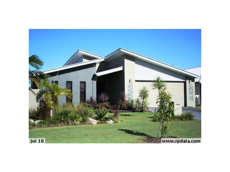 10 Bateman St, Sippy Downs QLD 4556