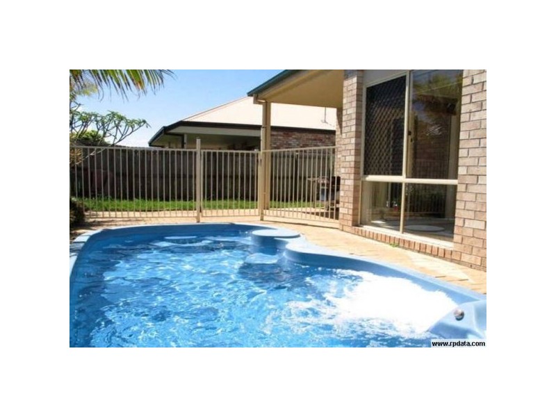 12 Chesterton Court, Sippy Downs QLD 4556