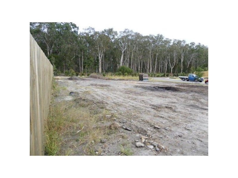2 White Oak Street, Sippy Downs QLD 4556