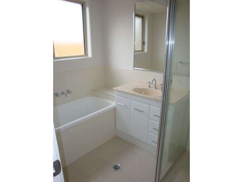 16 Wisteria Crescent, Sippy Downs QLD 4556