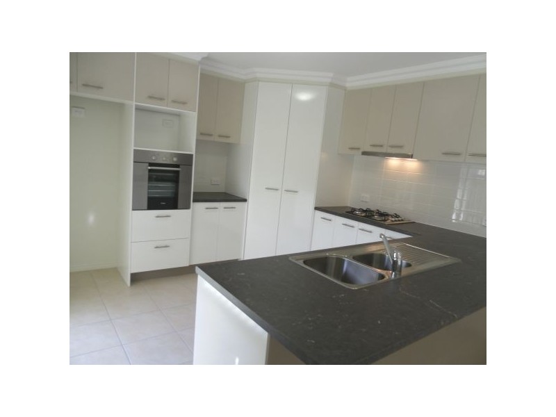 17 Cumberland Crescent, Meridan Plains QLD 4551