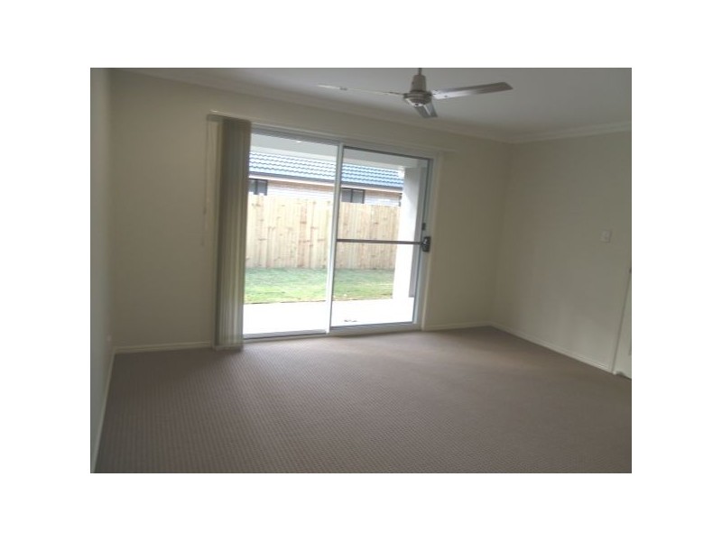 17 Cumberland Crescent, Meridan Plains QLD 4551