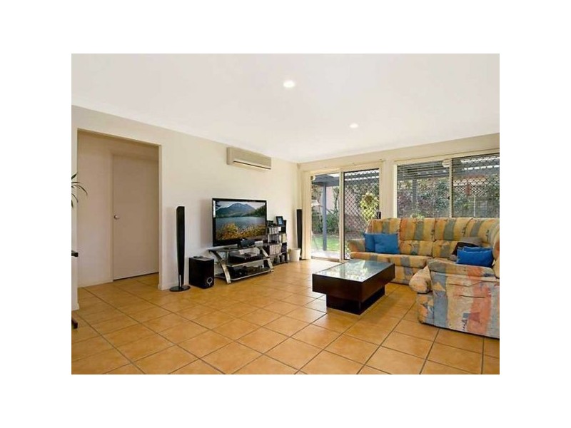 21 Albany, Sippy Downs QLD 4556