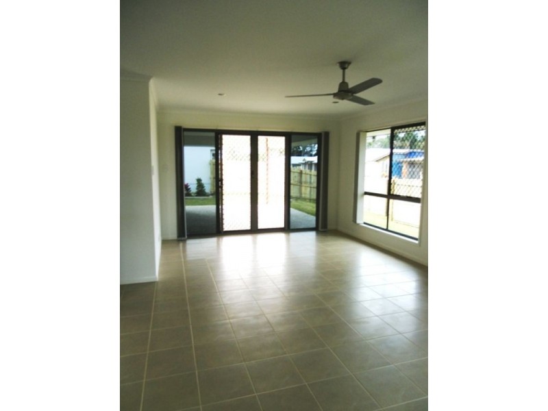 75 Creekside Drive, Sippy Downs QLD 4556