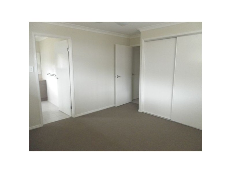 4 Silvereye Street, Sippy Downs QLD 4556