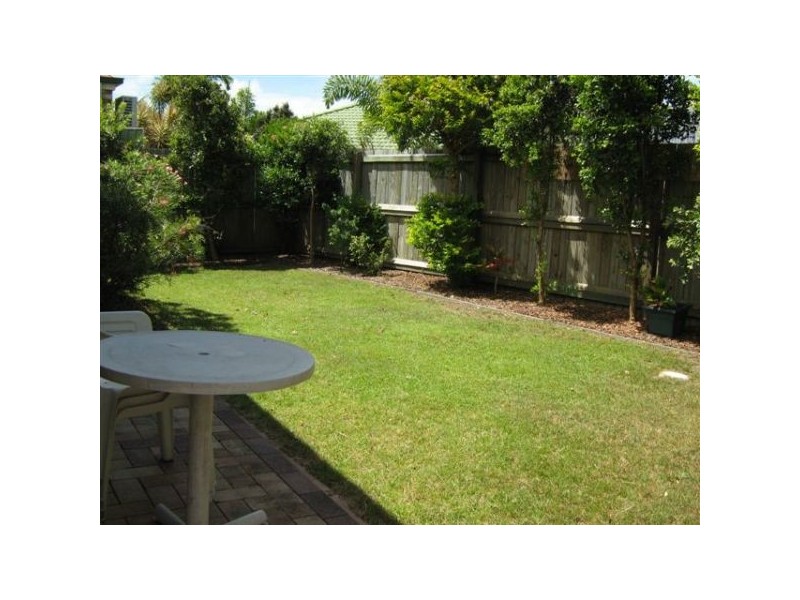 5 Chesterton Crescent, Sippy Downs QLD 4556