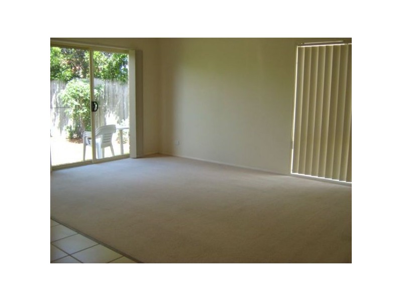 5 Chesterton Crescent, Sippy Downs QLD 4556