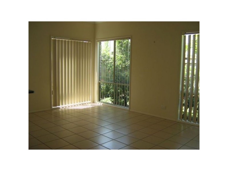 5 Chesterton Crescent, Sippy Downs QLD 4556