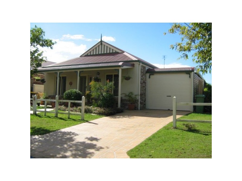 5 Chesterton Crescent, Sippy Downs QLD 4556