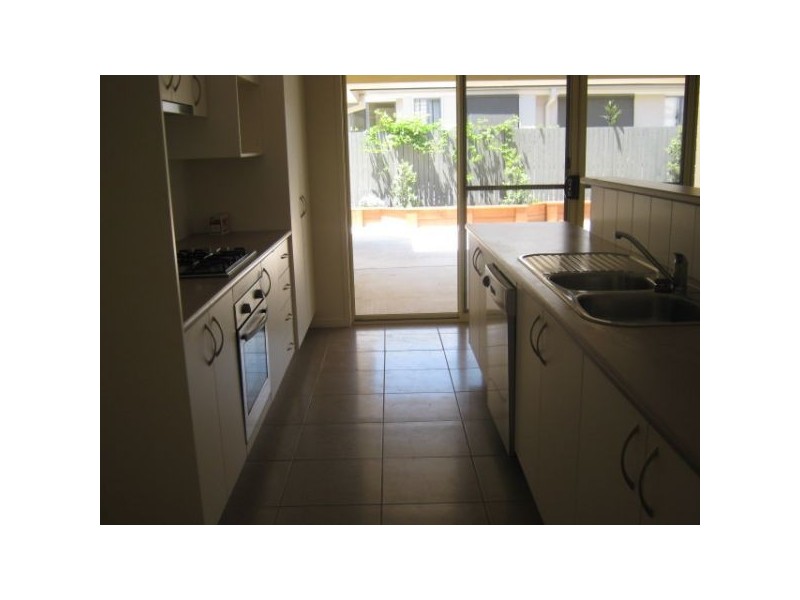 13 Burrows Street, Sippy Downs QLD 4556