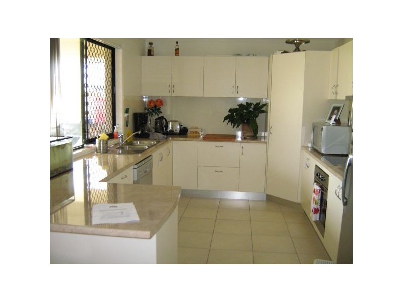 2 Gillespie Street, Sippy Downs QLD 4556