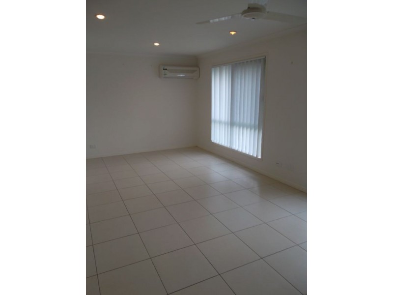 17 Creekside Drive, Sippy Downs QLD 4556