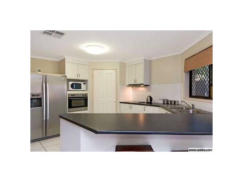 18 Oakgrove Way, Sippy Downs QLD 4556