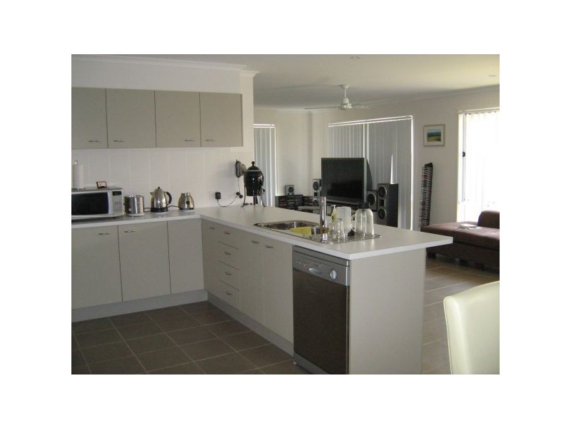 8  Mozart, Sippy Downs QLD 4556