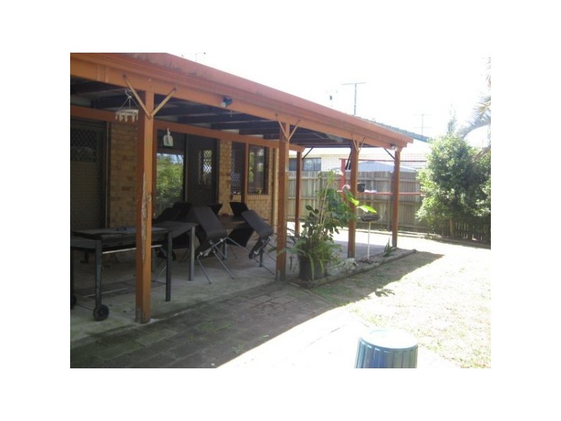 88 Beerburrum St, Battery Hill QLD 4551