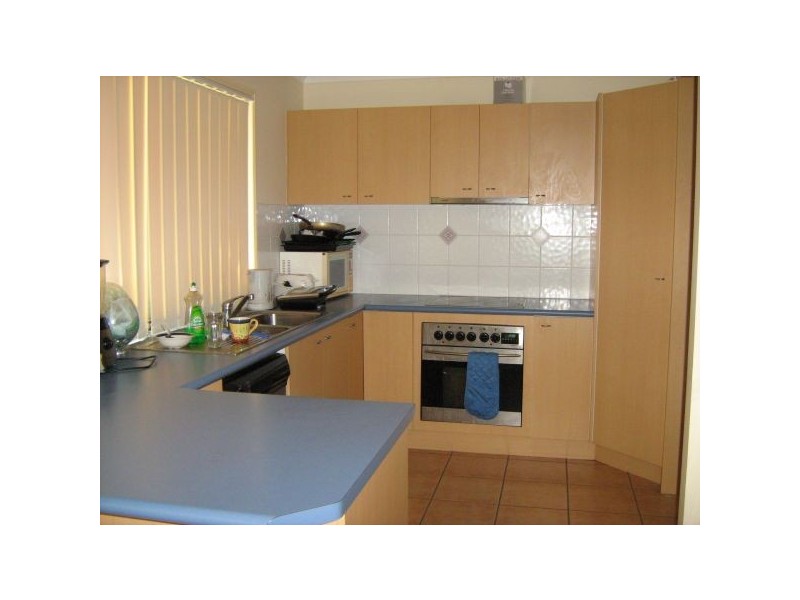 35 Albany St, Sippy Downs QLD 4556