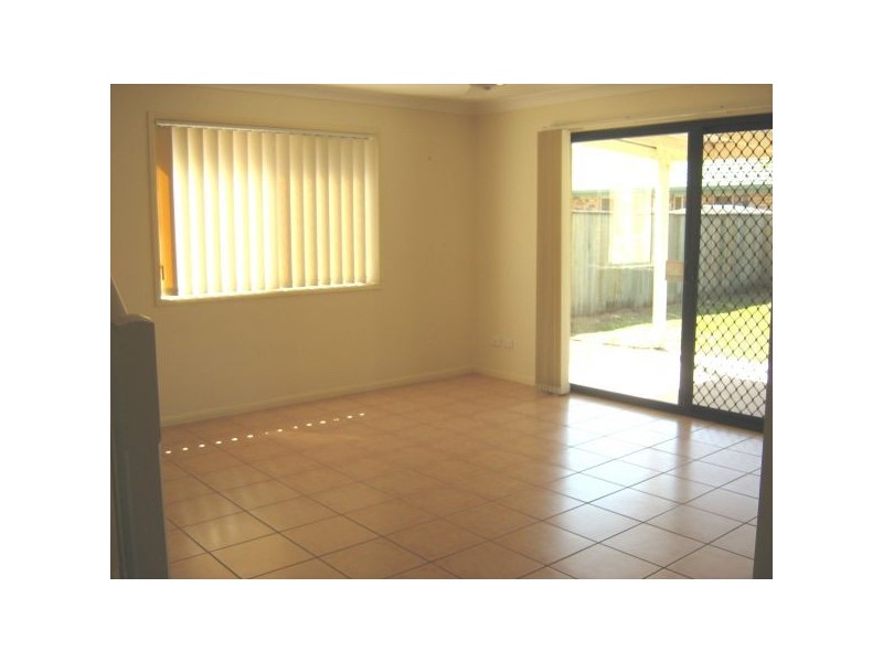 35 Albany St, Sippy Downs QLD 4556