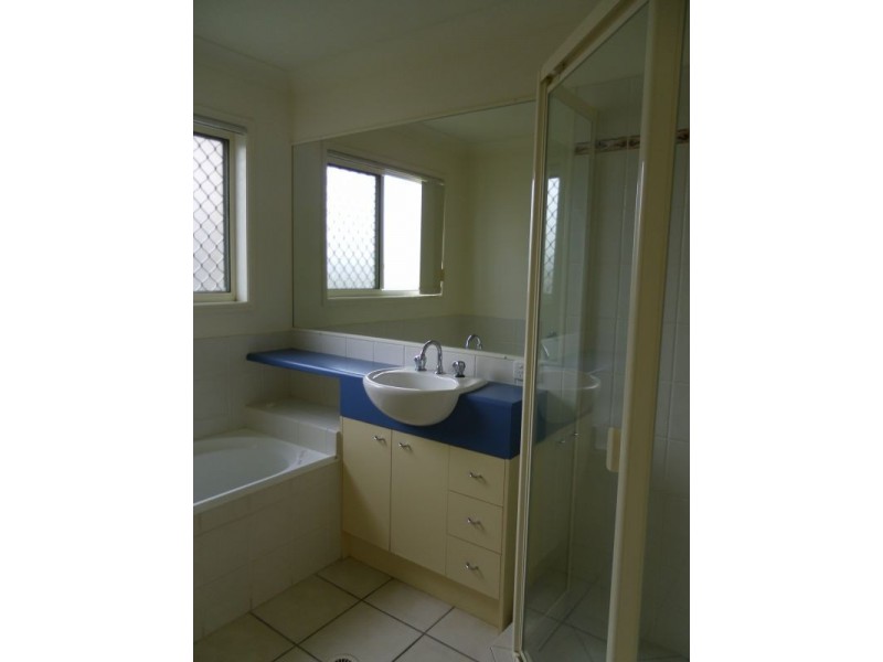 8 Explorer St, Sippy Downs QLD 4556
