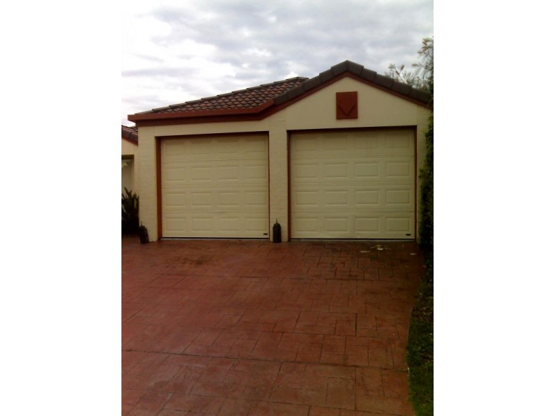 10 Bernheid Cres, Sippy Downs QLD 4556