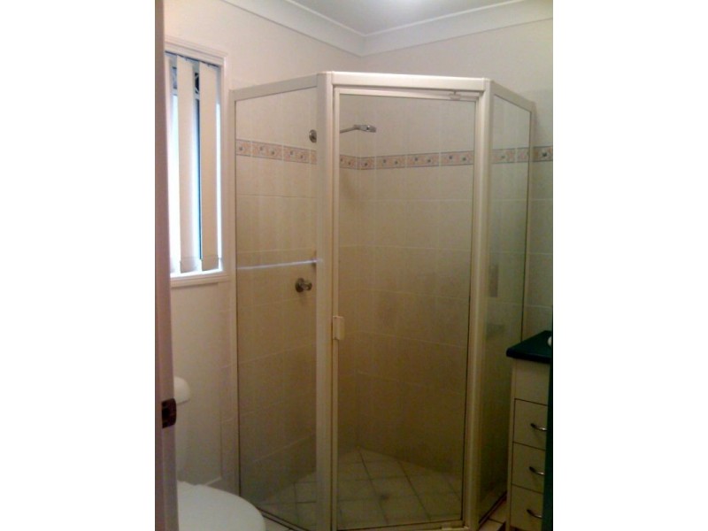 10 Bernheid Cres, Sippy Downs QLD 4556