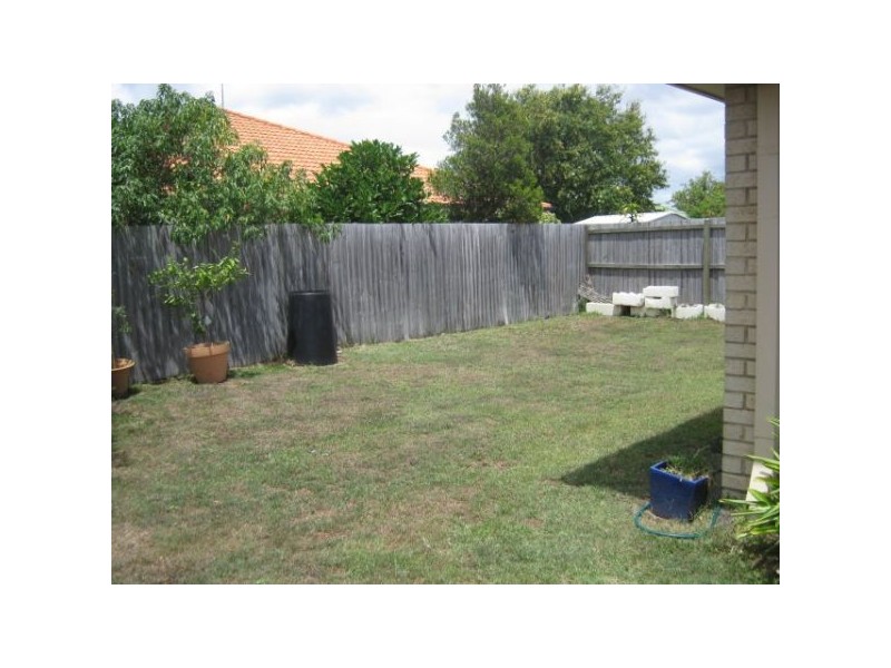 14 Trinity Cres, Sippy Downs QLD 4556