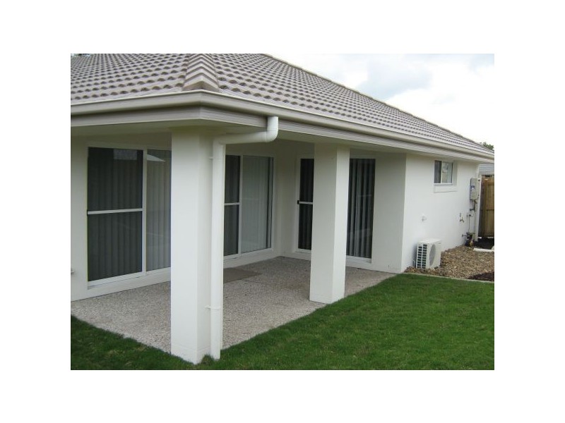 37 Red Cedar St, Sippy Downs QLD 4556