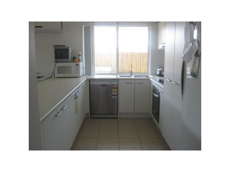 37 Red Cedar St, Sippy Downs QLD 4556