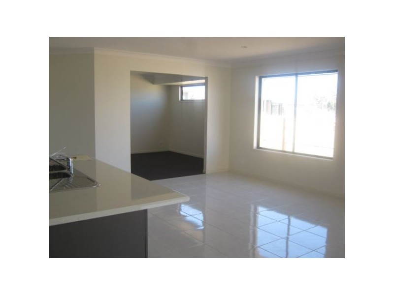 5  Clarence Place, Sippy Downs QLD 4556