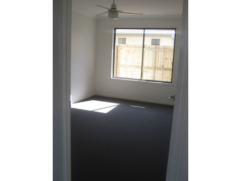 5  Clarence Place, Sippy Downs QLD 4556