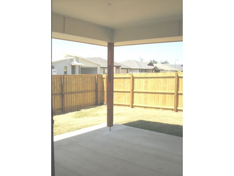 5  Clarence Place, Sippy Downs QLD 4556