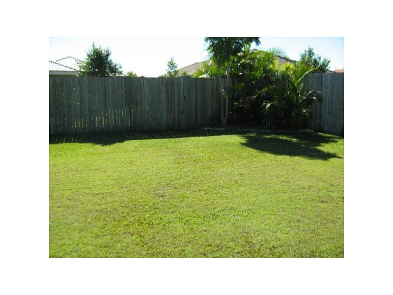 63 Albany St, Sippy Downs QLD 4556