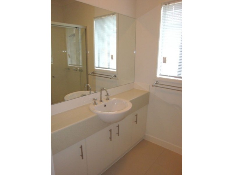 31 Red Cedar St, Sippy Downs QLD 4556